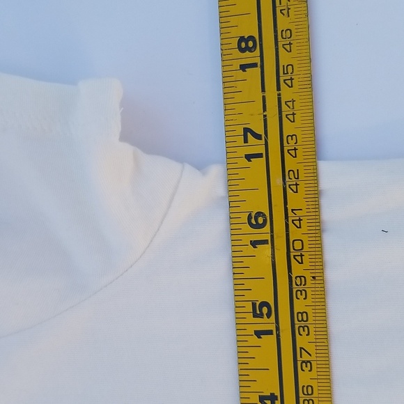 GUESS Sparkle Detail Cream T-Shirt XS - Picture 5 of 6